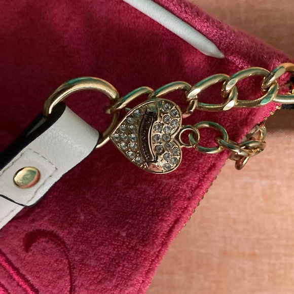 Pink juicy shoulder bag. - Picture 2 of 6